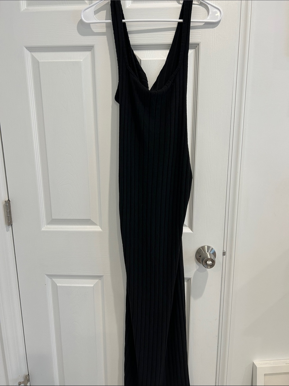 Elegant Black ribbed dress - Picture 3 of 5